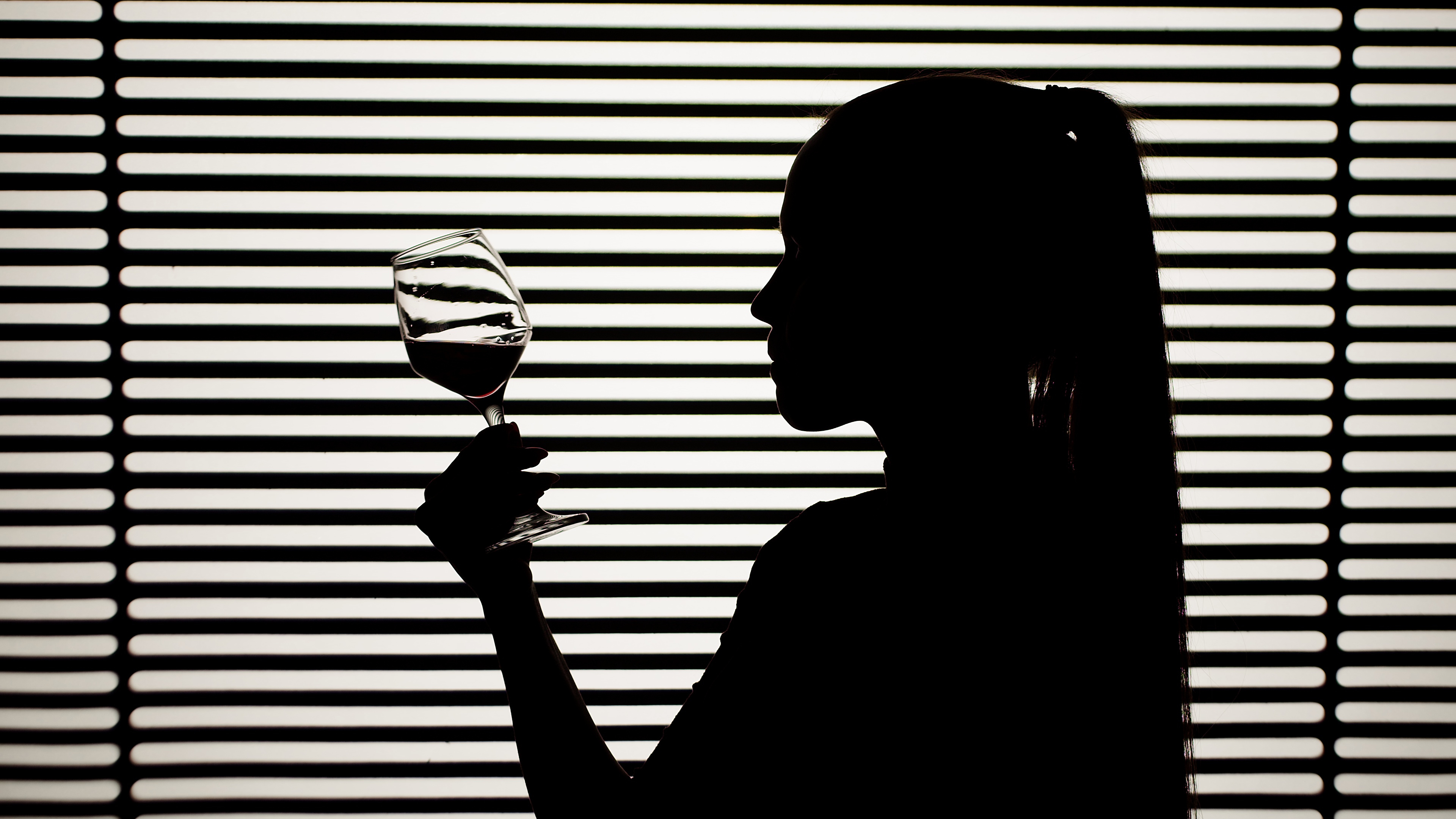 Alcohol Use Disorder Spectrum: Mild to Severe AUD