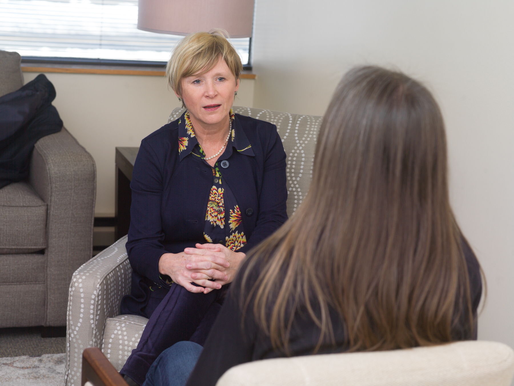 Dr. Lori Washton in a private therapy session